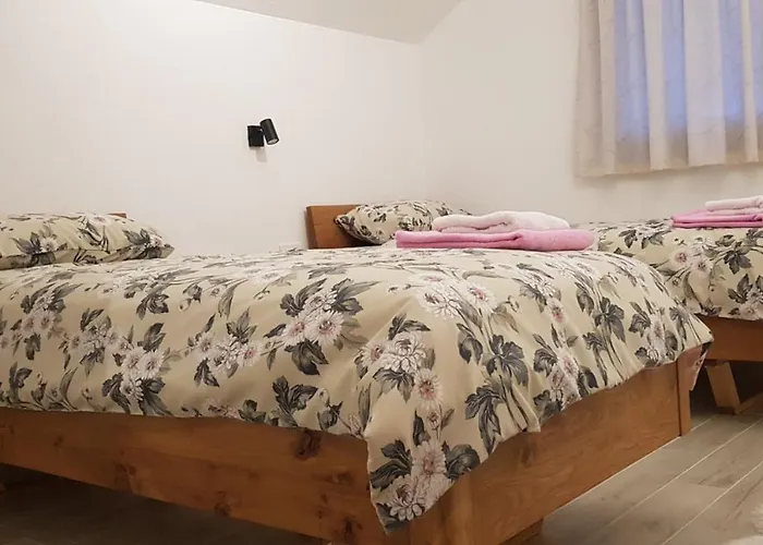 M&b - Kuca Za Odmor-karanovac Holiday home Topici